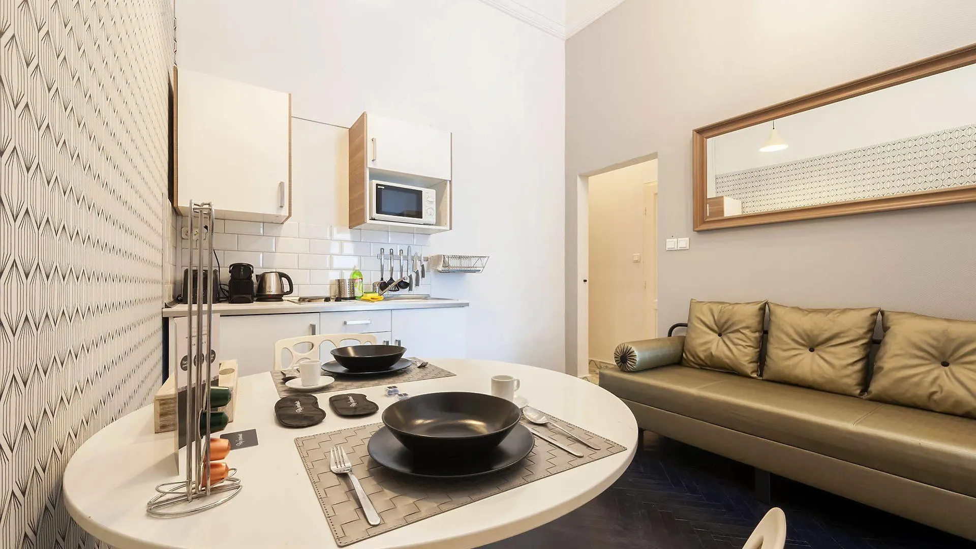 Play Apartments Budapest 0*,
